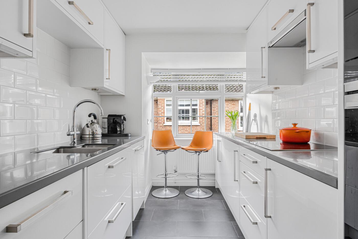 Phyllis Court Drive, Henley-On-Thames